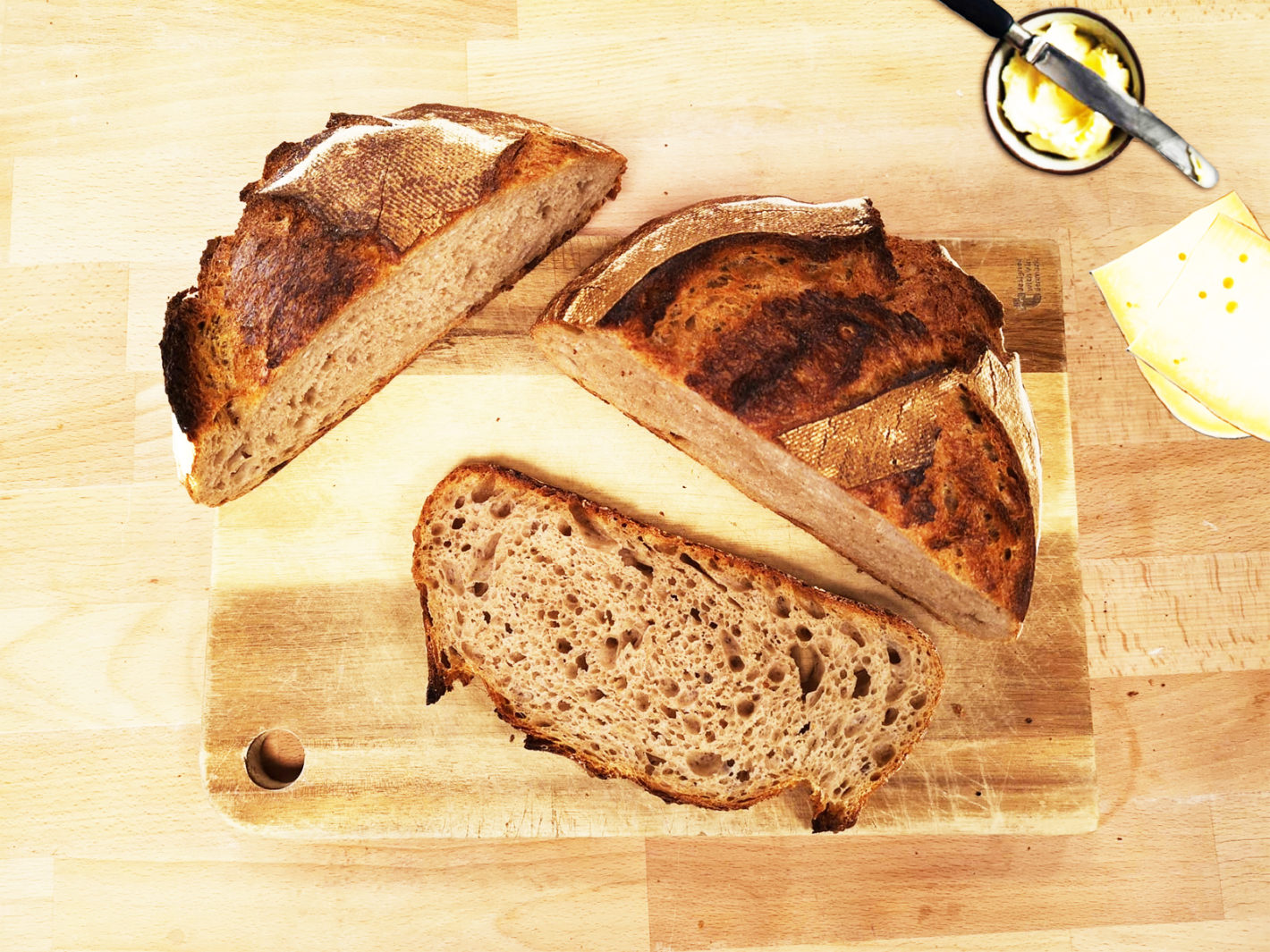 Du pain au levain bio fait par un pain en avant (Liège)