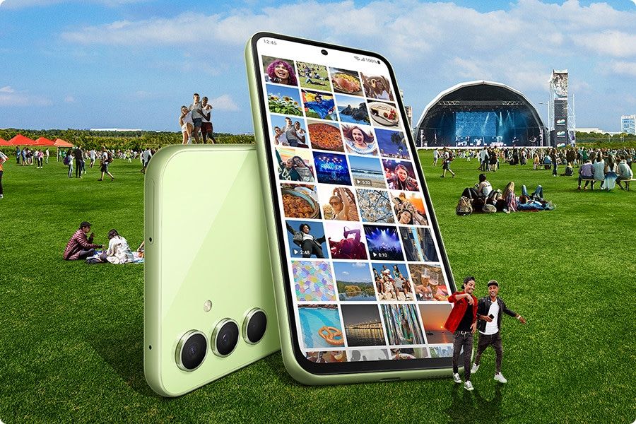 Galaxy A54 dans un festival d'été 2023 en Belgique avec un abonnement mobile VOO mobile